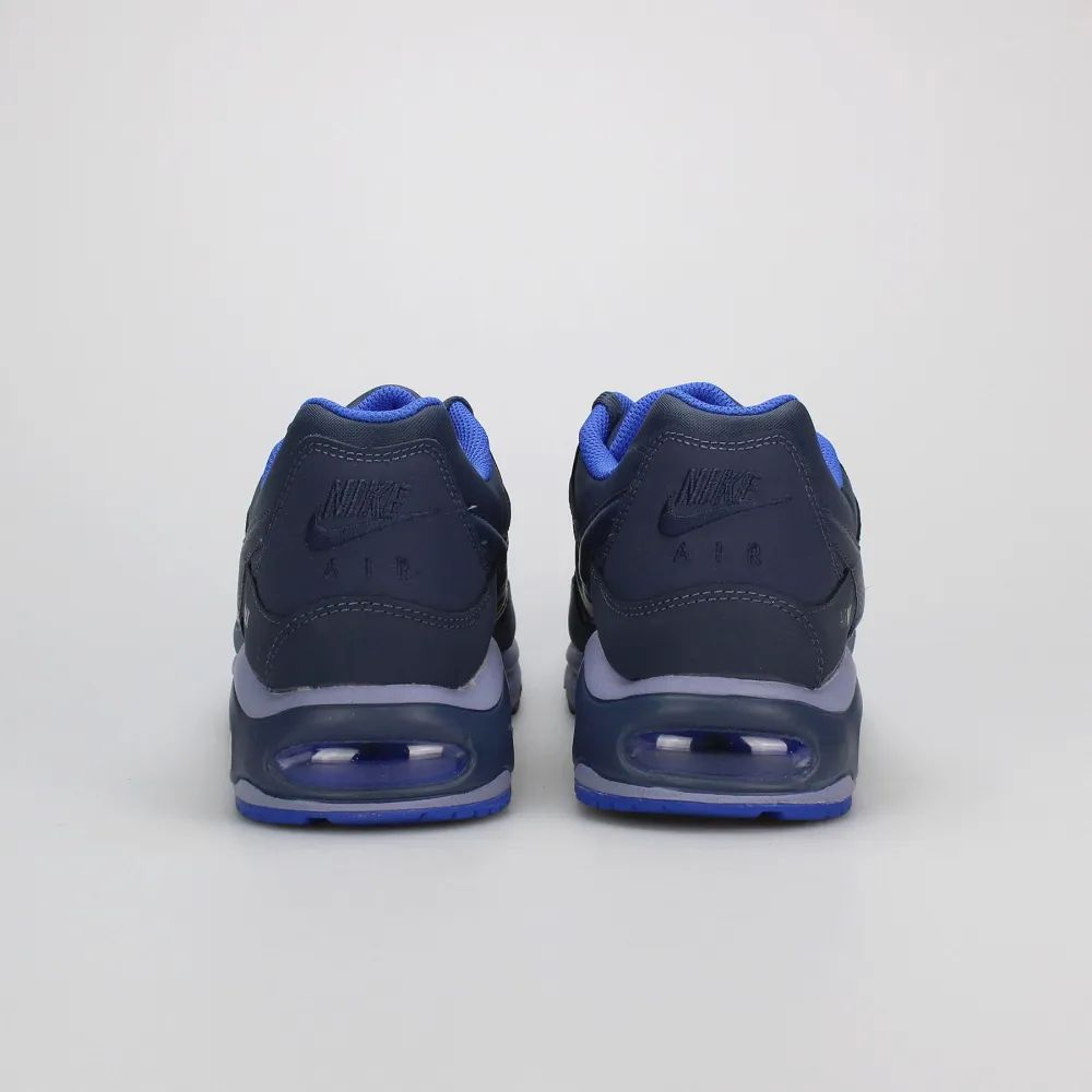 AIR MAX COMMAND